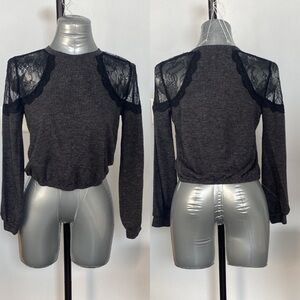 3/$15 Dark gray elastic hem lacy cold shoulder top size medium